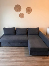 Sofa L shaped with pullout bed