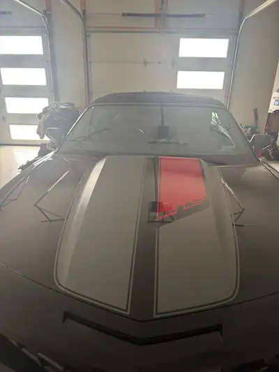 2012 SS with low km.