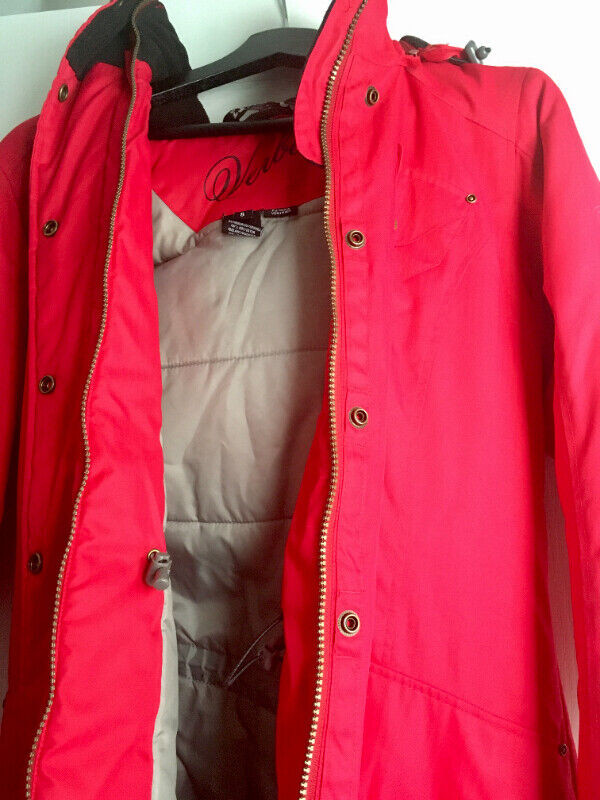 Manteau d'hiver femme taille 8 Verbio (Sports Expert) | Femmes - Hauts et  vêtements d'extérieur | Lévis | Kijiji