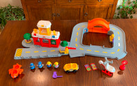 Fisher Price Little People Discovery Airport Playset