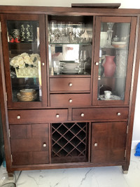 Hutch (Dishes/Wine Rack/Cupboards)