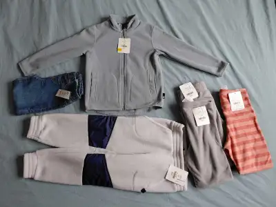 Size 5 kids fleece pants and jacket, View more