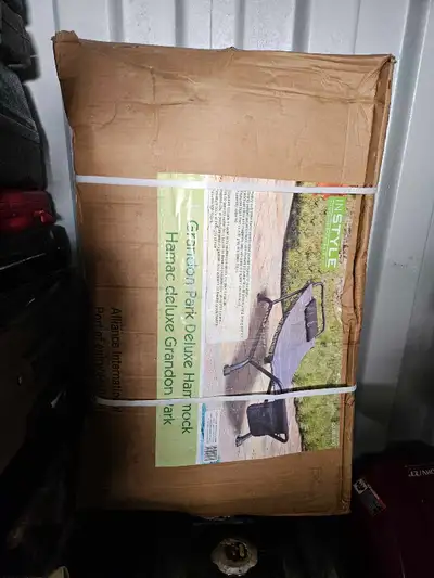 Grandon Park Deluxe Hammock, View more