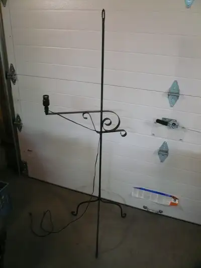 Decorative Black Iron Colonial Style Electrified Floor Lamp, View more