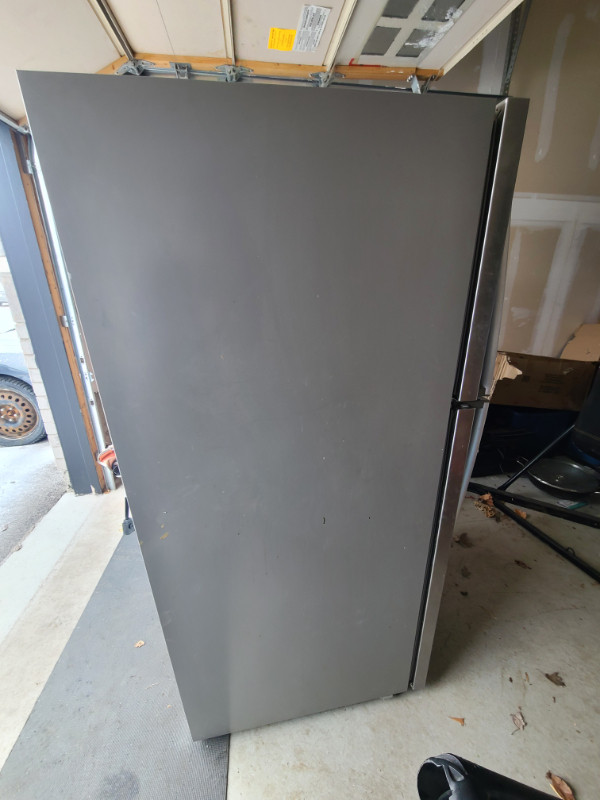 30" Inch Whirlpool Fridge Stainless Steel in Refrigerators in Barrie - Image 3