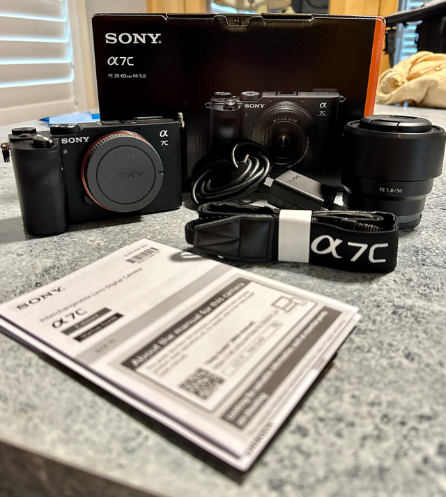 Used Near-Mint Sony A7C FullFrame Camera w/Sony FE 50mm 1.8 Lens in Cameras & Camcorders in St. Catharines - Image 4