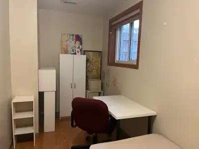 Available: May 1, 2026 – August 27, 2026 (4-Month Term) Looking for a convenient and clean private r...