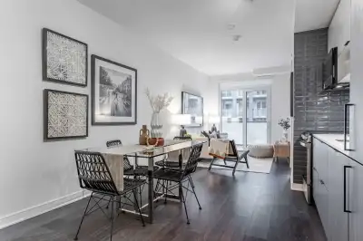 2+1 Available from September 20 th,Oct 1st Spacious Unit With 2 Beds + Media + 2 Full Baths | Bright...