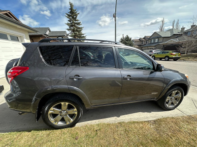 2009 Toyota RAV4 Sport Luxe Pkg Excellent Cond 1 Owner Before