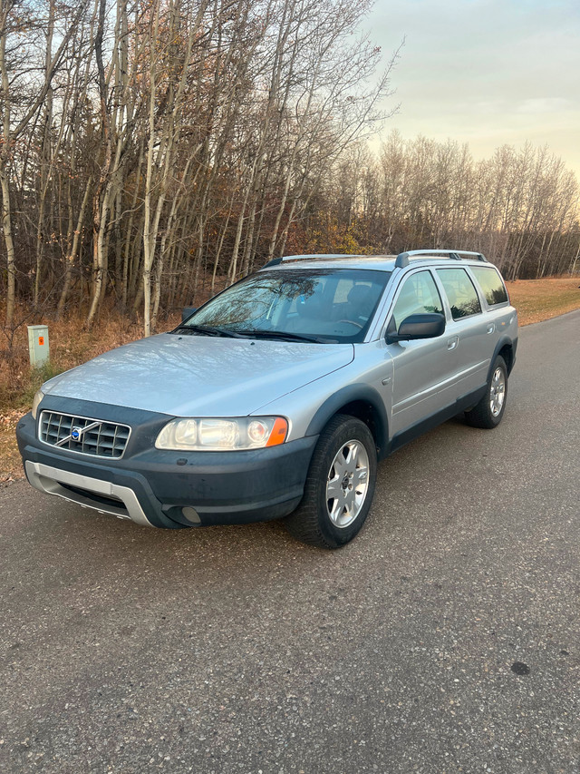 2005 Volvo XC70 Station Wagon Cross Country for sale $4200 obo in Cars & Trucks in Edmonton