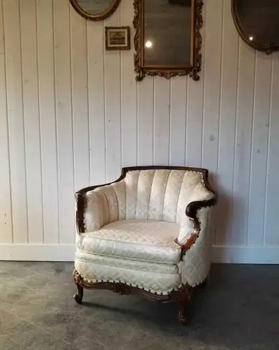 Stunning Victorian style Chair Beautiful detail in the woodwork Has been professionally shampooed an...