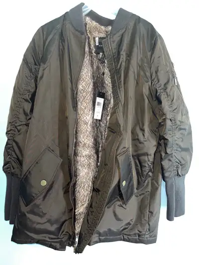 BCBG men’s winter coat/manteau hommes hiver vert, View more
