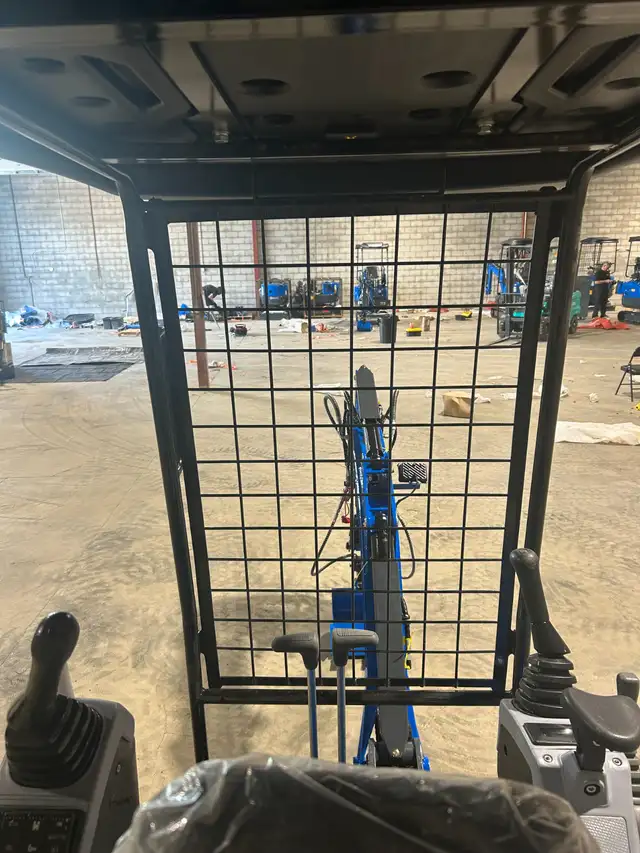 2026 RIPPA 1.5ton Mini Excavator in Heavy Equipment in Mississauga / Peel Region - Image 4