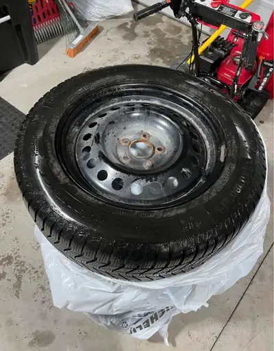 Nissan Rogue Winter Tire Package Came off 2023 Nissan Rogue Continental Winter Contact SI tires Stee...