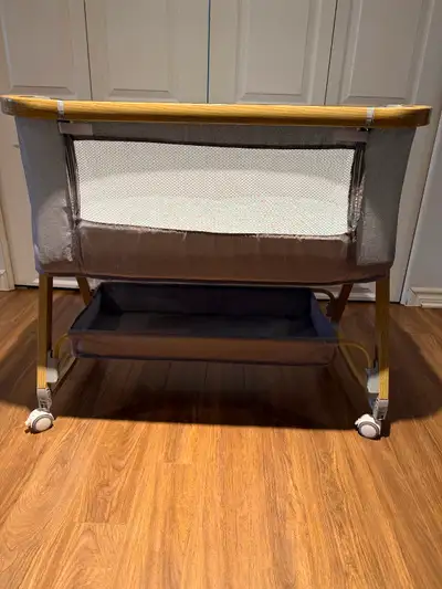 BUNDLE Baby bassinet 3-1 + Ergobaby Evolve 3-in-1 Bouncer, View more