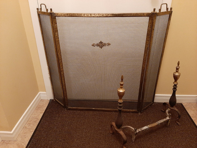 Fire place screen and Andirons in Arts & Collectibles in Oakville / Halton Region - Image 3