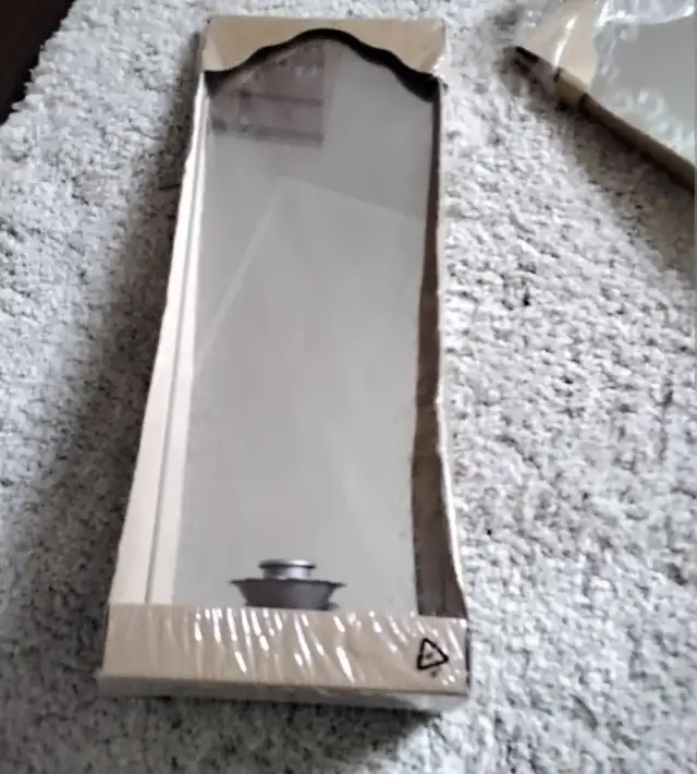 3 Brand New Mirrors With Candle Holders in Home Décor & Accents in Edmonton - Image 3