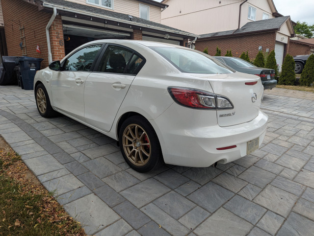 MAZDA 3 in Cars & Trucks in City of Toronto - Image 4