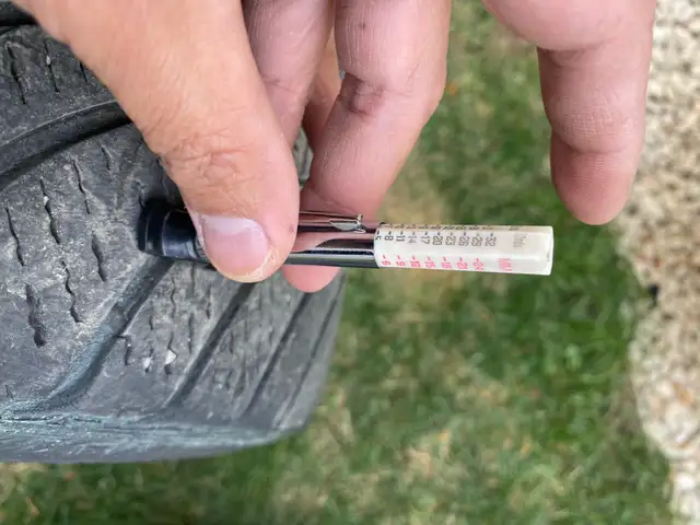 Goodyear Ultra grip Ice winter tire in Tires & Rims in Regina - Image 4