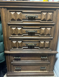 EXCELLENT CONDITION - SOLID WOOD - Drawer Chest!!!