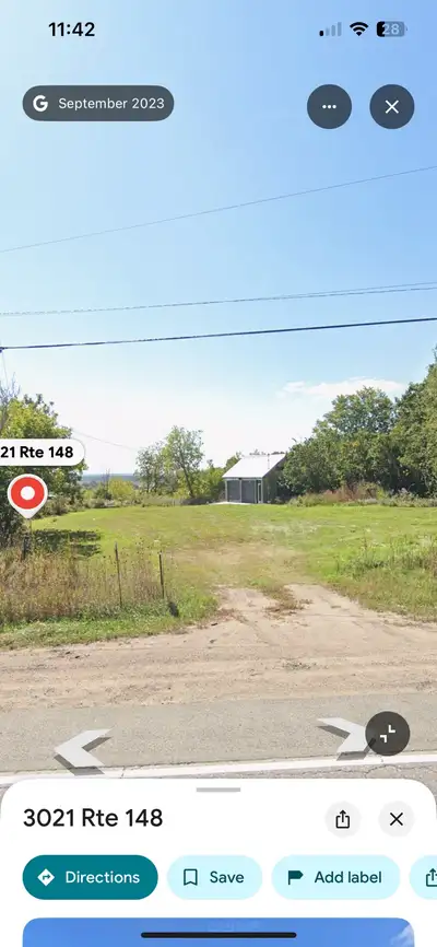 ------FOR RENT------- 1/2 Acre Commercial lot in Luskville with small garage Multiple possible uses...
