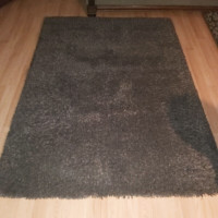 Beautiful quality high pile 5.5 x 7.5 area rug