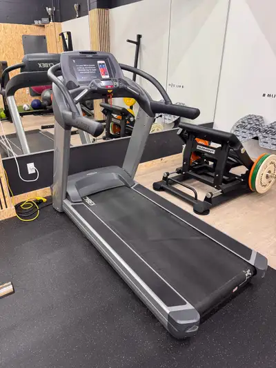 Pick up Only. 11 Glen Cameron Rd Unit 2, Thornhill, ON L3T 4N3 Elevate your home gym with this Cybex...