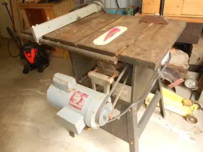 banc de scie  rock well, View more