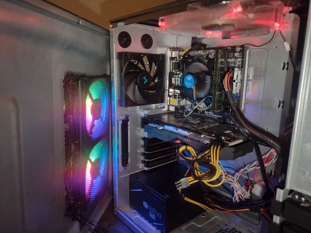 Ordinateur Intel 3.4ghz Radeon RX light gaming PC dans Ordinateurs de bureau  à Longueuil/Rive Sud - Image 2