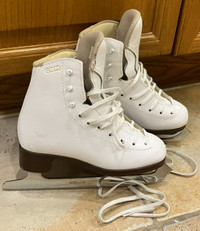 Girls GAM figure skate with Mirage blade - $50