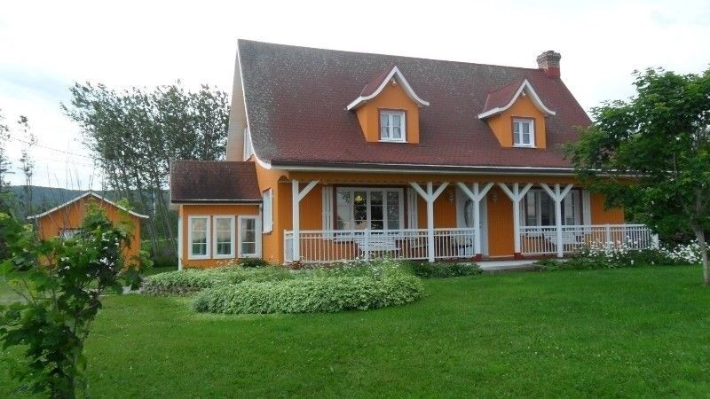 Maison canadienne dans Maisons à vendre  à Gaspésie