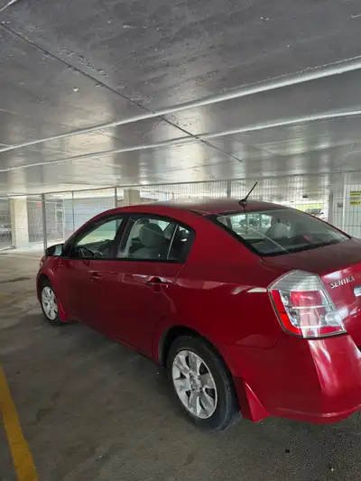 Good condition Nissan Sentra 2010, Automati, Cheap on Gas. Good for students, reliable car. Email me...