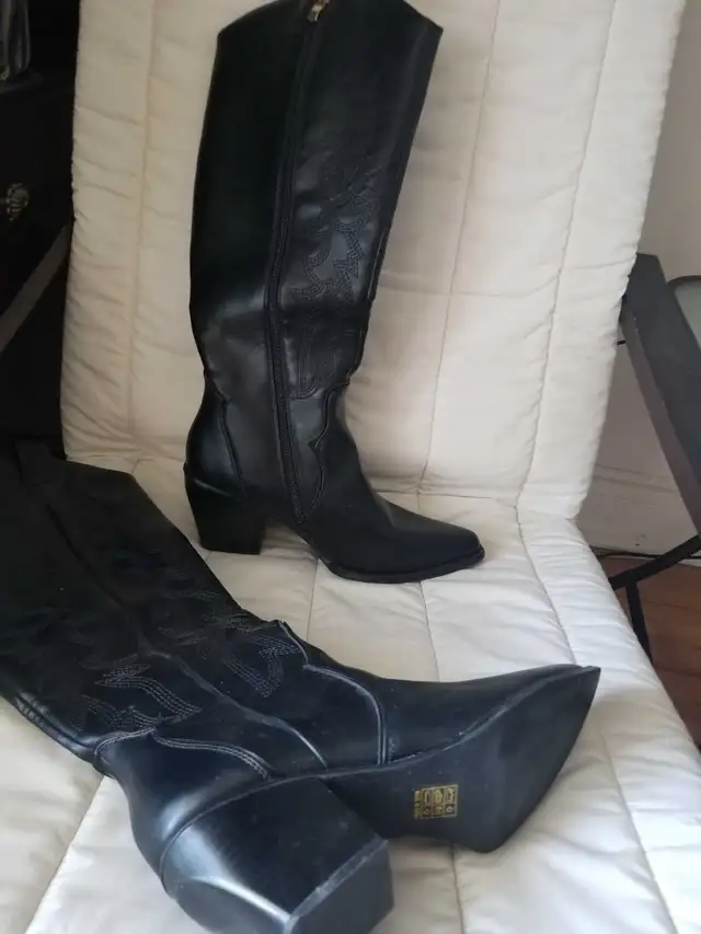 Dream pairs women's cowboy boots #9 in Women's - Shoes in Markham / York Region - Image 2