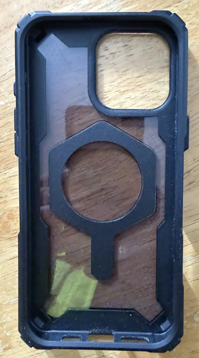 UAG iPhone 16 Pro Max Case in Cell Phone Accessories in Mississauga / Peel Region - Image 3