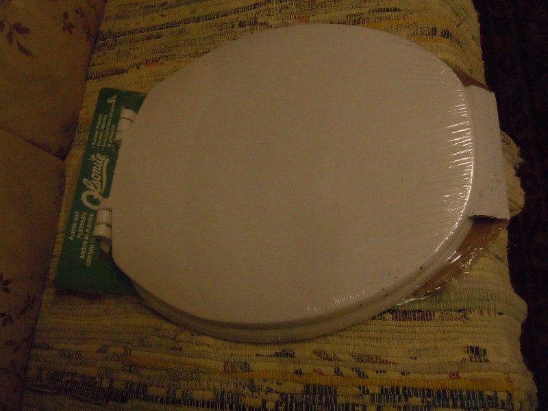 Brand New White Toilet Seats Bathwares St. Catharines Kijiji