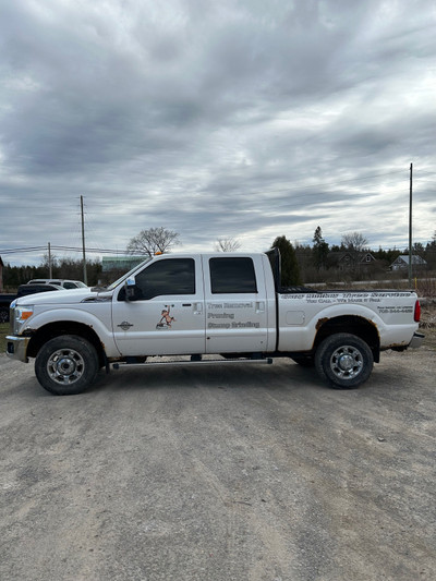 2011 Ford F250 Lariat 4x4 Crew Cab