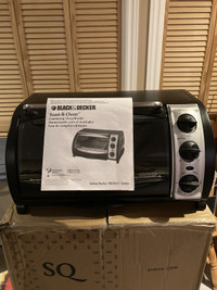 Toaster Oven - Black and Decker