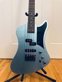 BASS SCHECTER [NIKKI SIXX SIGNATURE] [MOTLEY CRÜE] [PELHAM BLUE]