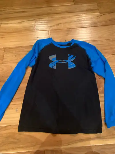 youth medium heat gear shirt, View more