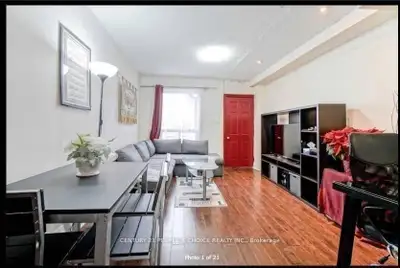 total 6 to 7 bedrooms 681 Jane Street Etobicoke - detached for rent asap Street Parking 2 with permi...