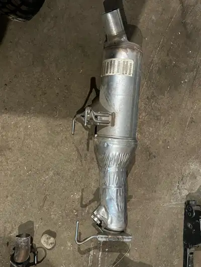 2012 ram 5500 catalytic converter, brand new never installed, paid 2700$ Truck ended up not needing...