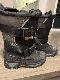 Baffin Winter boots, M8