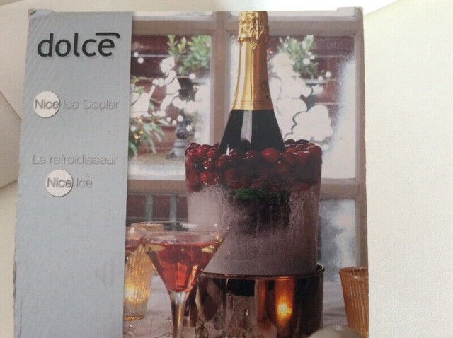 Wine chiller or ice candle in Hobbies & Crafts in Oshawa / Durham Region - Image 2