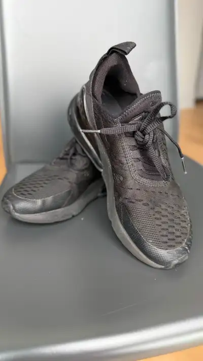 Nike air max 270 great condition size 5, View more