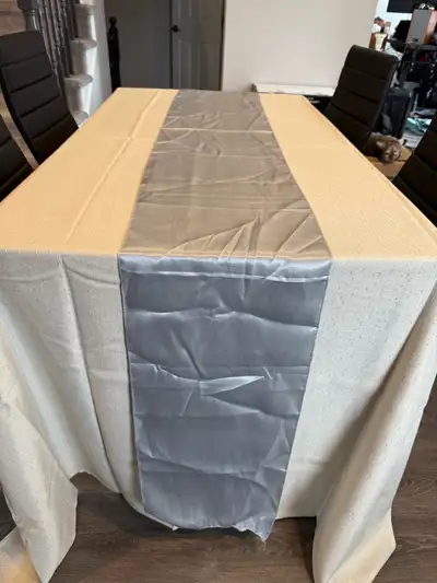 Silver Satin Table Runners (20), View more