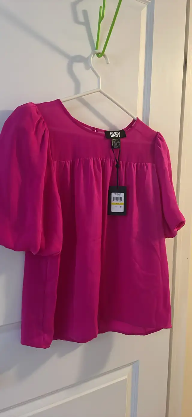 DKNY Pink Blouse brand new size M in Women's - Tops & Outerwear in City of Toronto - Image 2