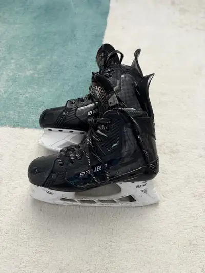Bauer Supreme Mach skates size 5 fit 3, View more