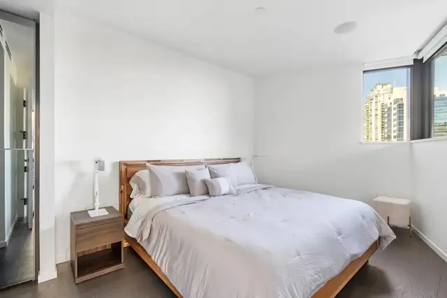 2B2B Waterfront Condo at False Creek / Olympic Village in Long Term Rentals in Vancouver - Image 14