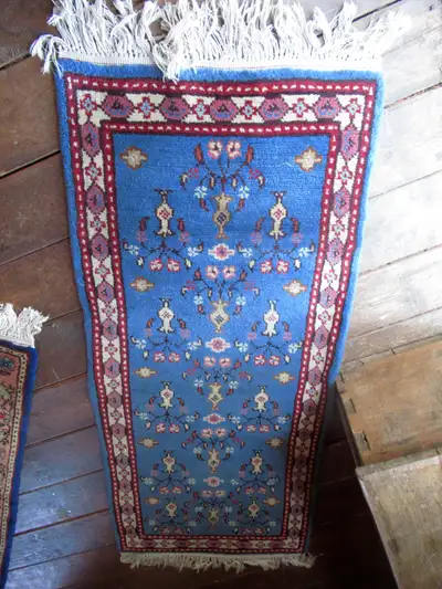 Vintage Persian Carpet in Good Condition Pretty Blue Tones, View more