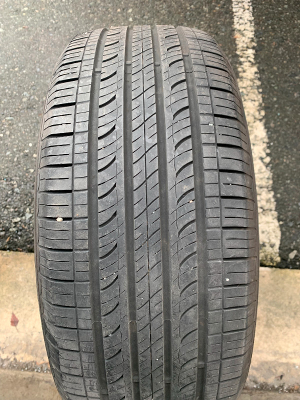 1 x single 205/55/16 89H M+S Hankook Optimo H426 with 60% tread in Tires & Rims in Delta/Surrey/Langley